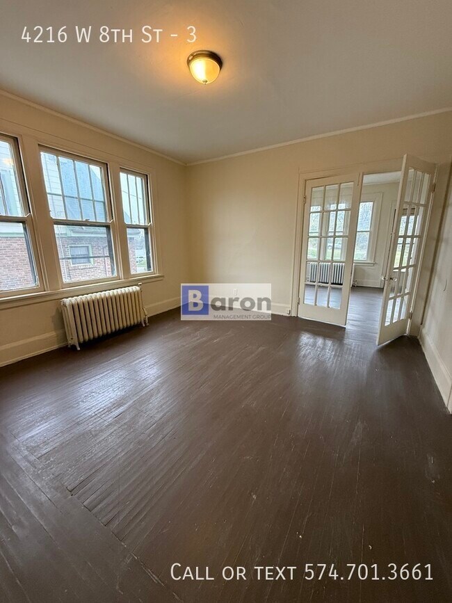 Building Photo - 4216 W 8th St