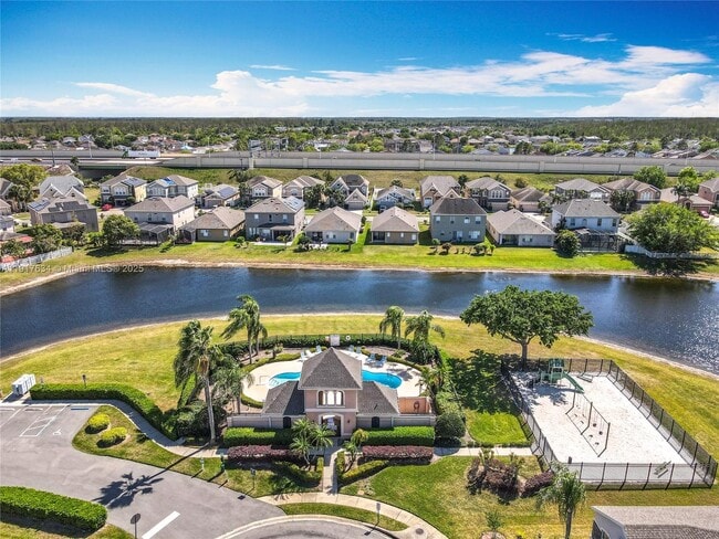 Building Photo - 13430 Meadow Bay Loop