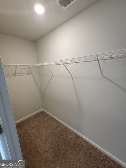 Building Photo - 214 Coneflower Rd