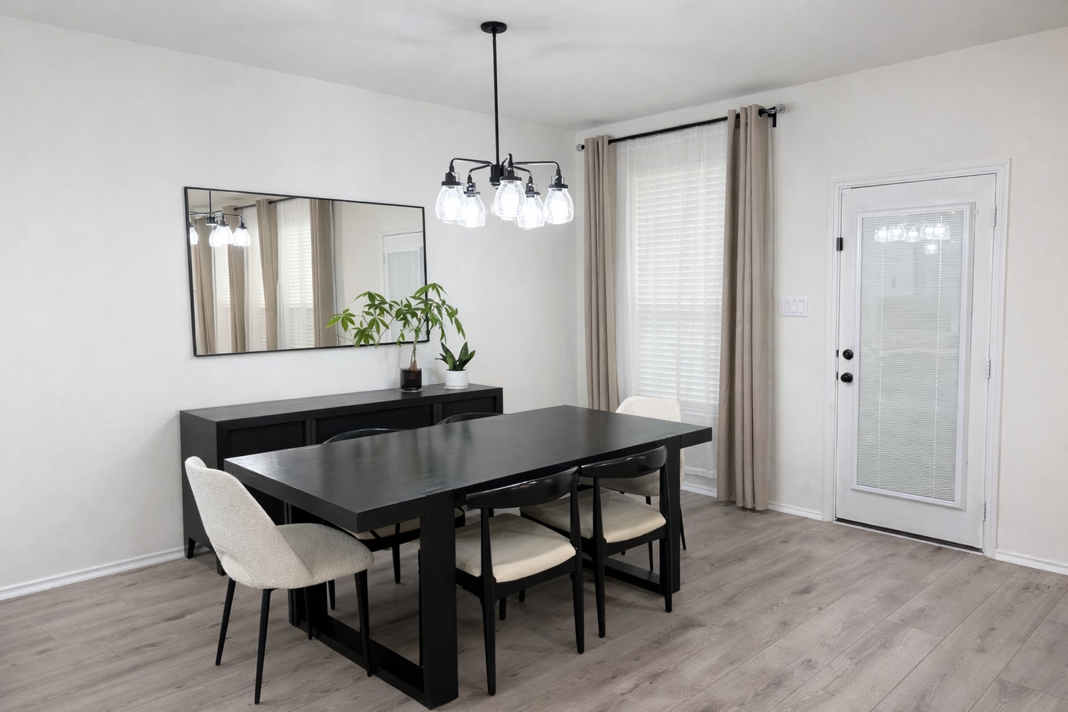 Dinning Area - 708 Yellow Ribbon Trl