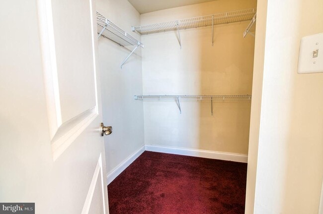 Building Photo - 315 Quarry Point Rd