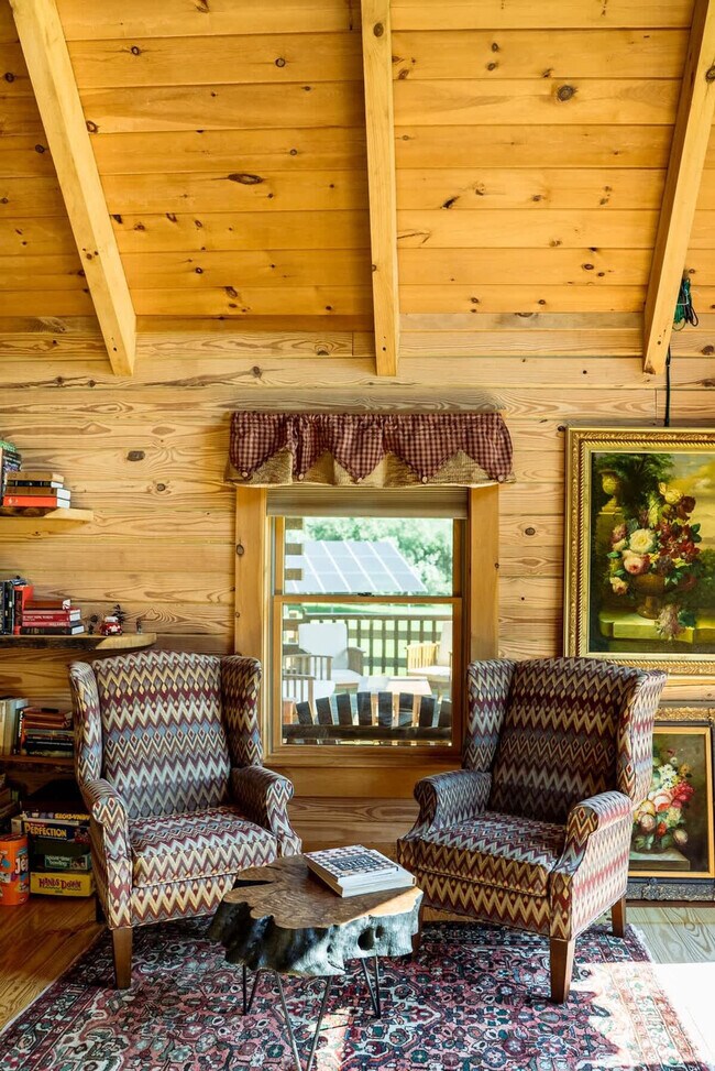 Building Photo - 7223 Ferry Rd