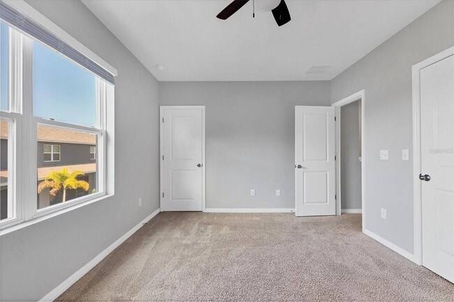 Building Photo - 8657 Palmer Park Cir