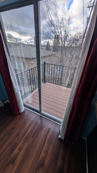 Building Photo - 12021 E Mansfield Ave