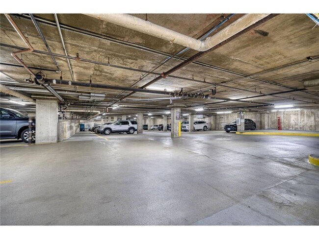 Building Photo - 121 Washington Ave S