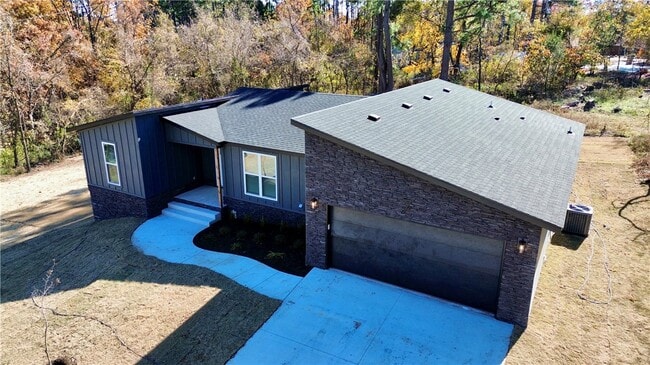 Building Photo - 7 Dundonald Ln