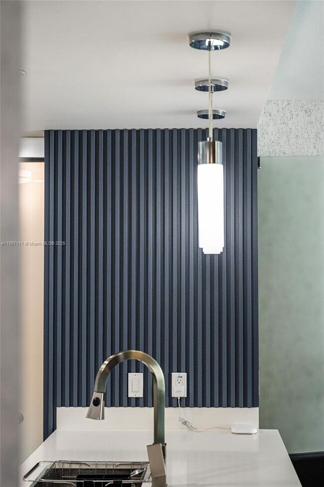 Building Photo - 488 NE 18th St