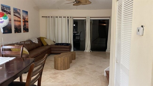 Building Photo - 1634 N 15th Terrace