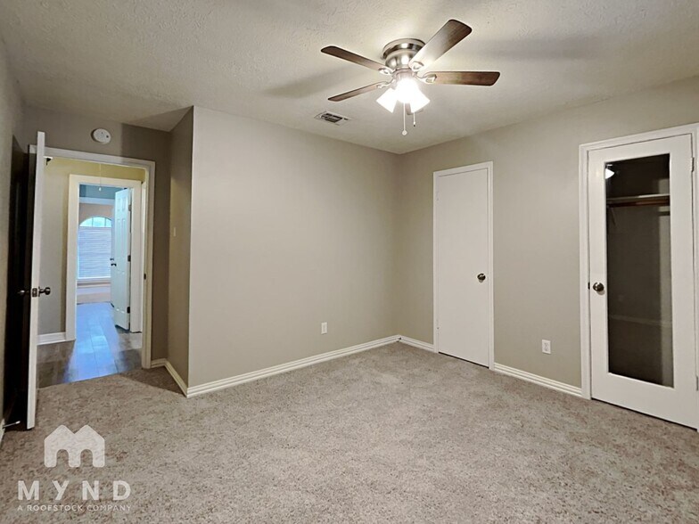 Building Photo - 3006 Avanti Ct