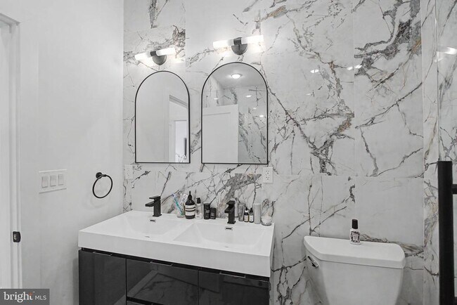 Building Photo - 120 N 3rd St