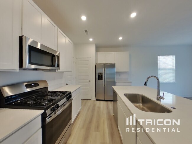 Building Photo - 11436 Hartwell St