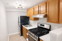 Building Photo - 2026 Move-In Special – $500 LEASE SIGNING BONUS!! Renovated 3-Bedroom Apartment in Prime SE DC Lo...