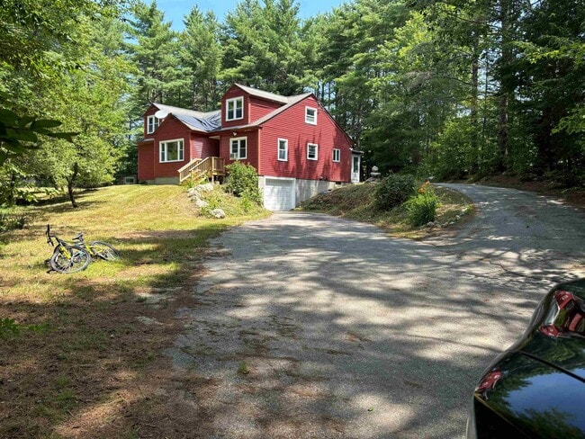Building Photo - 300 Greenfield Rd