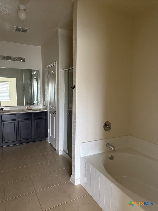 Building Photo - 202 Posey Pass