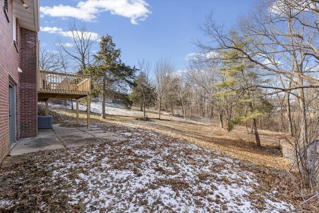 Building Photo - 1329 Vista Campo