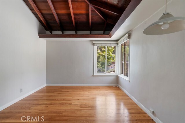 Building Photo - 229 Glenullen Dr