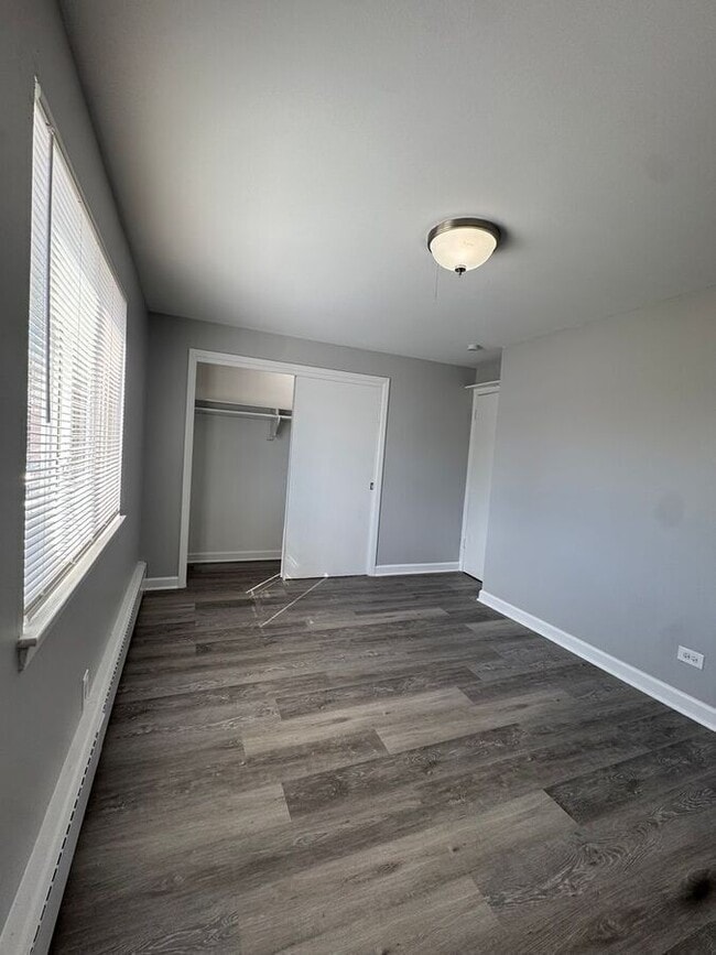 Building Photo - 2151 W 119th St