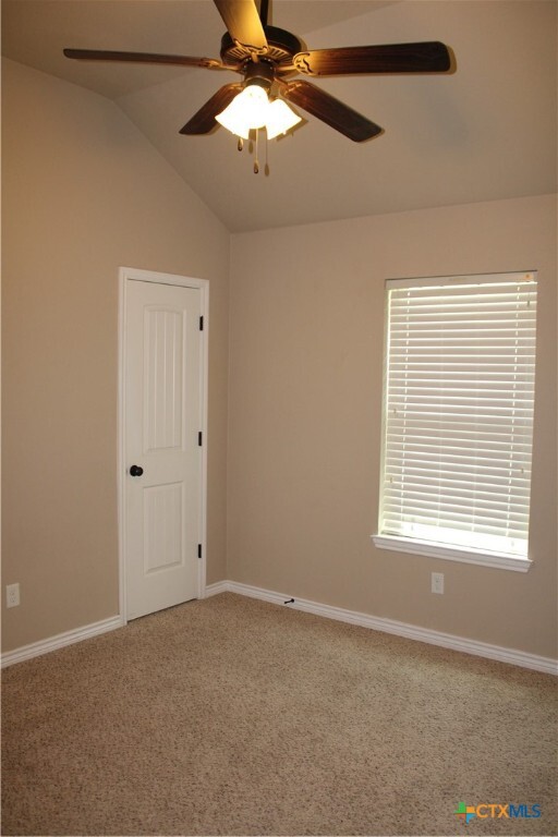 Building Photo - 621 Paseo del Plata Dr