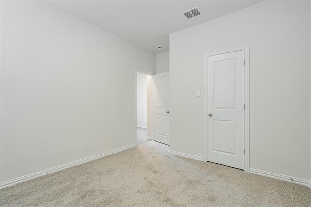 Building Photo - 624 Beltrand Ln