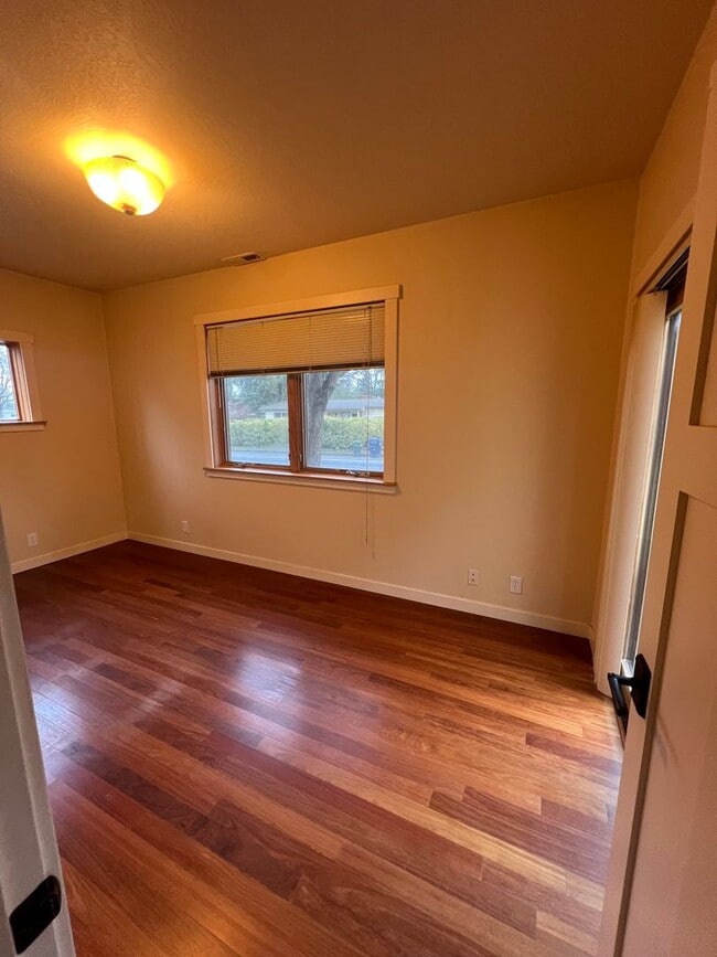 Building Photo - 2-Bedroom 2-Bathroom Condo at The Farm