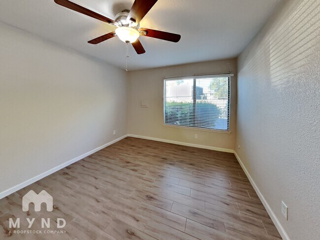 Building Photo - 2336 Villanova Cir