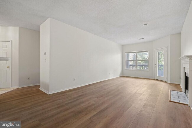 Building Photo - 4405 Fair Stone Dr