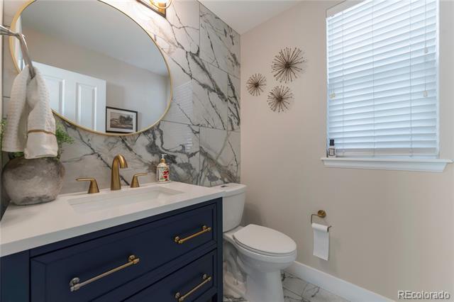 Building Photo - 16002 E 107th Ave