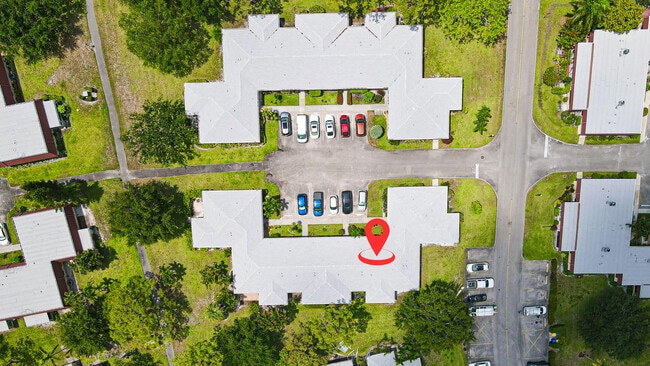 Building Photo - 175 Cape Cod Cir