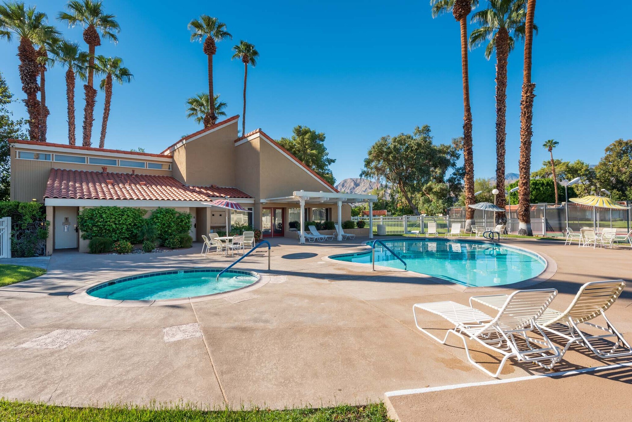 Building Photo - 69725 Encanto Ct