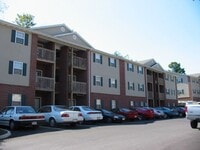 Building Photo - 1 Bedroom Available Collegiate Court  (SUB...