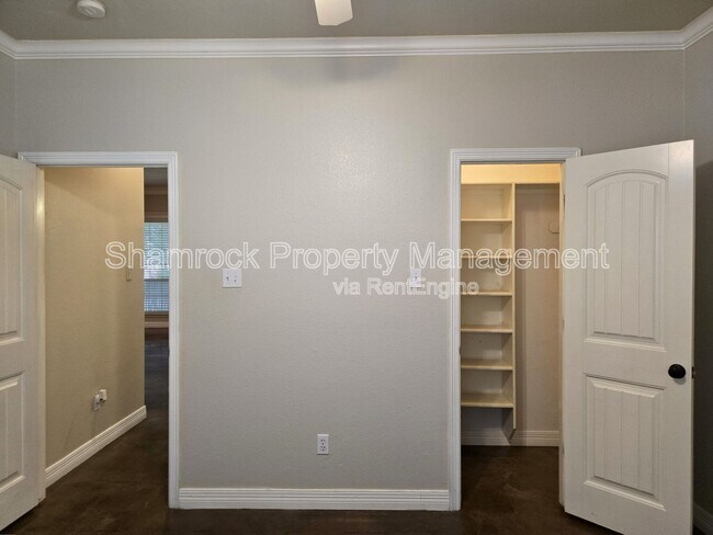 Building Photo - 1304 Fort Collins Dr