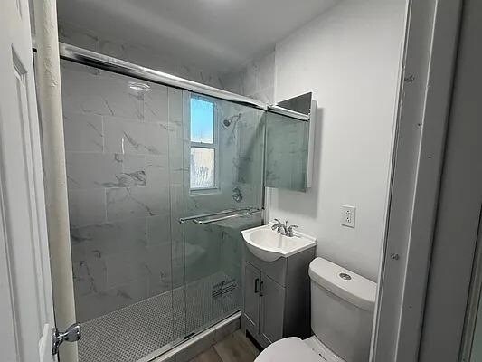 Building Photo - 117 Corbin Ave