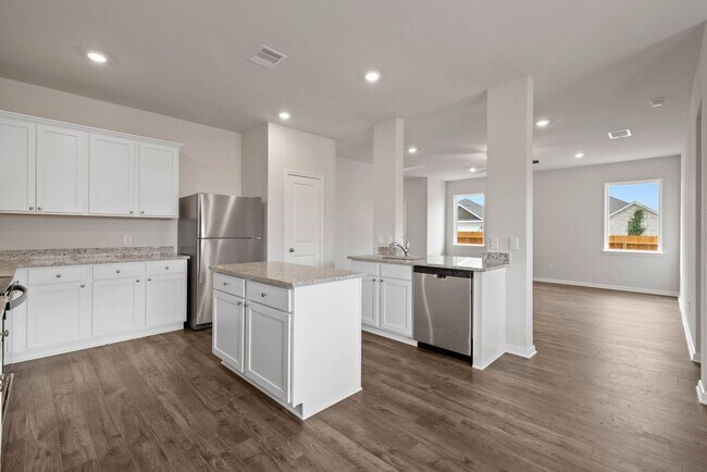 Building Photo - 10811 Bright Beacon Dr