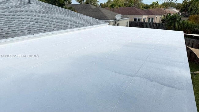 Building Photo - 9810 SW 222nd Terrace