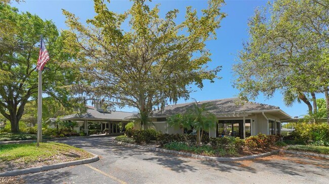 Building Photo - 5400 Eagles Point Cir