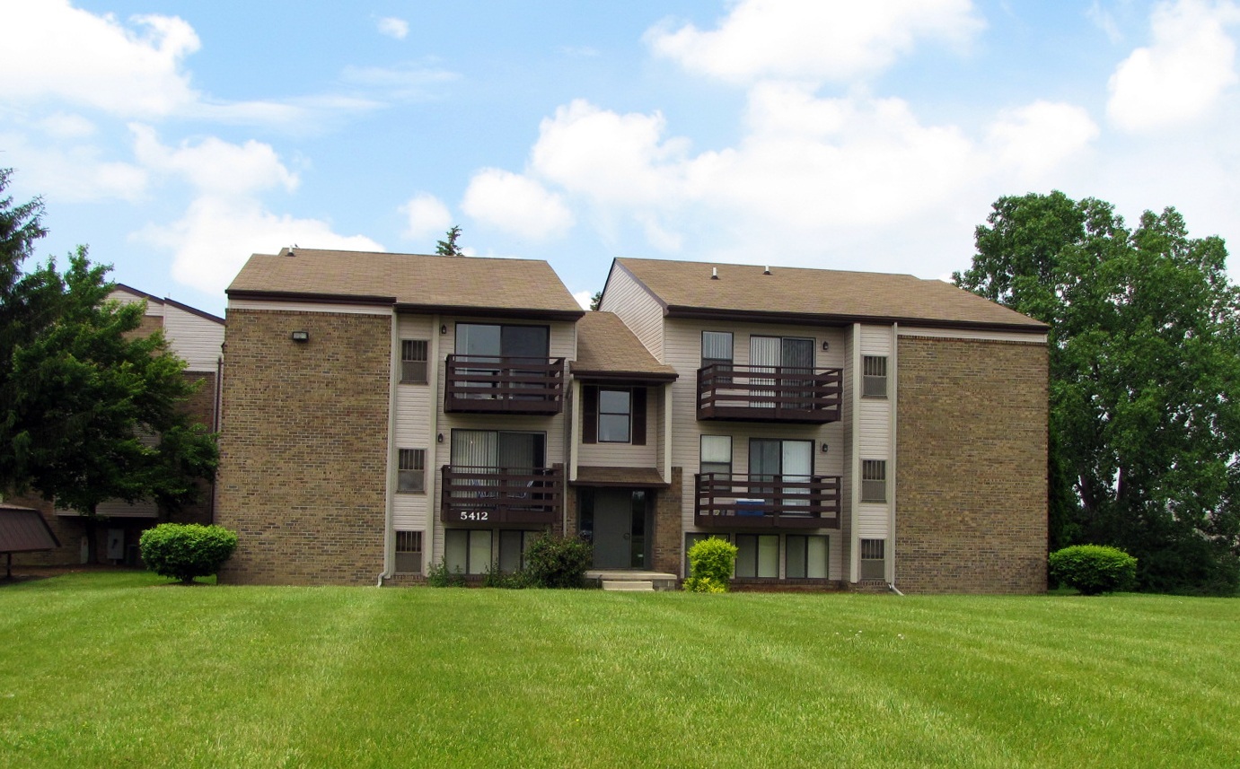 Building Photo - Delta Square Apartments - Lansing, MI