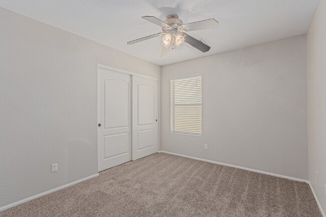 Building Photo - 11914 N 150th Ln