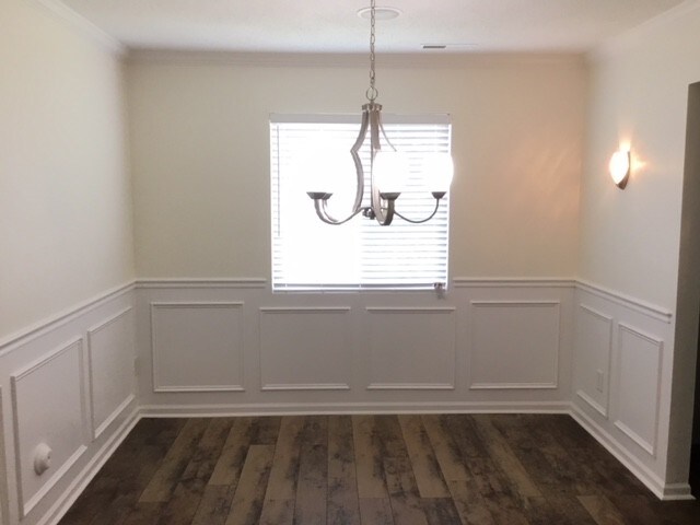 Building Photo - 1825 Chatfield Dr