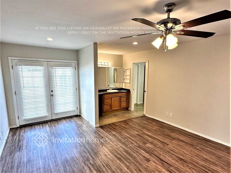 Building Photo - 3143 W Sahuaro Dr
