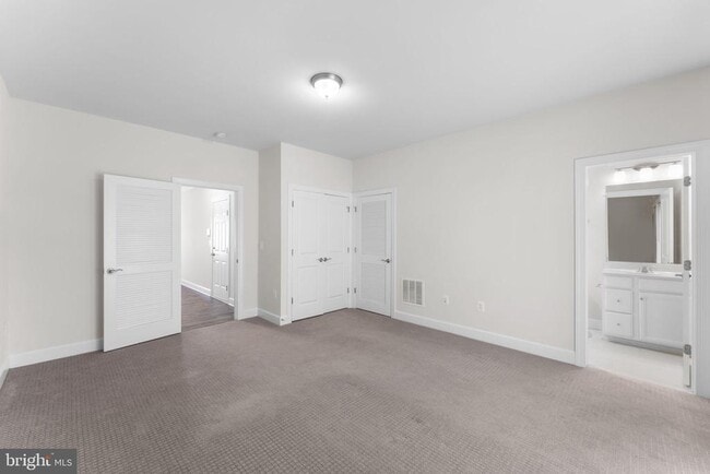 Building Photo - 6094 Camerons Ferry Dr