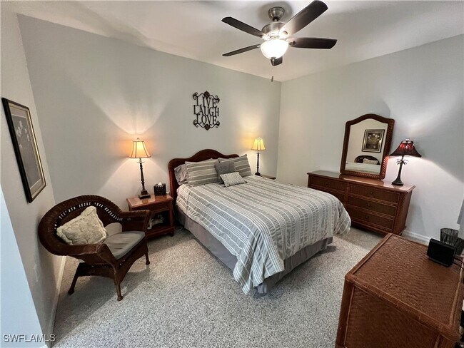 Building Photo - 8600 Cedar Hammock Cir