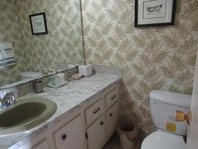 Building Photo - 22605 SW 66th Ave