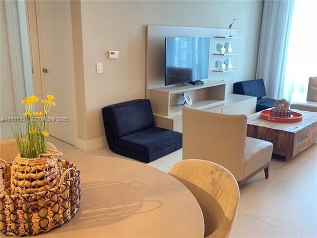 Building Photo - 4111 S Ocean Dr