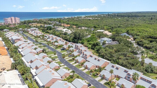 Building Photo - 165 Casseekee Trail