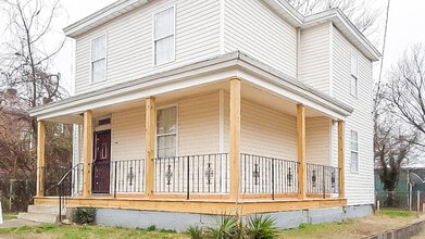 Building Photo - 1044 Farmer St