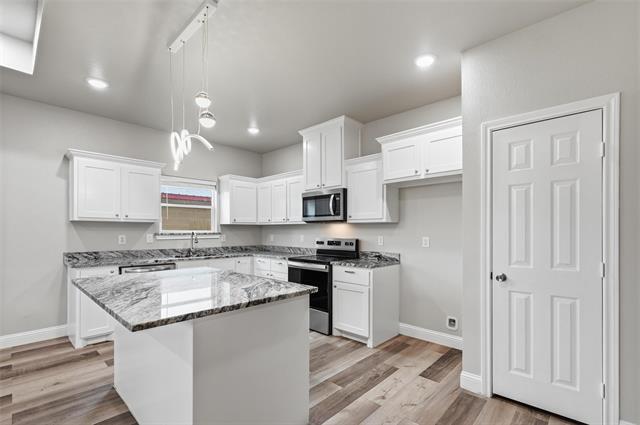 Building Photo - 813 Oneal St