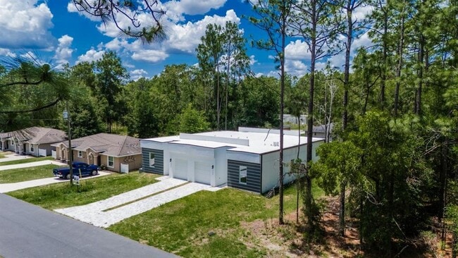 Building Photo - 9298 N Mendoza Way