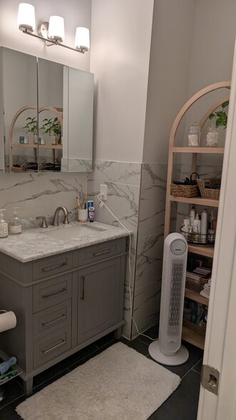 Building Photo - 312 Park St