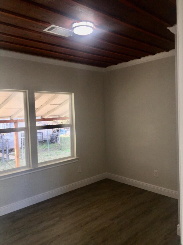 Building Photo - 2831 Jones St