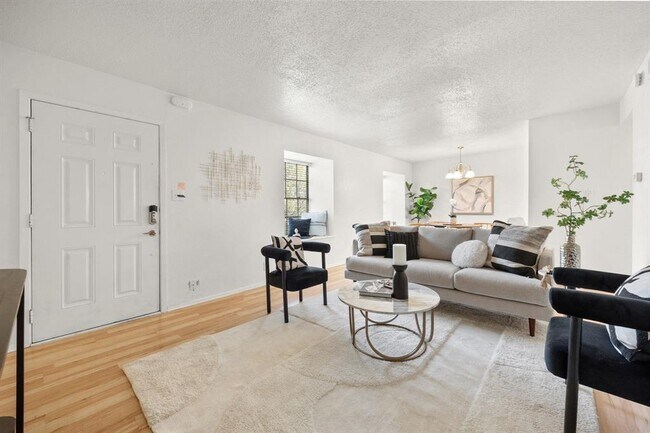 Building Photo - 7801 Shoal Creek Blvd